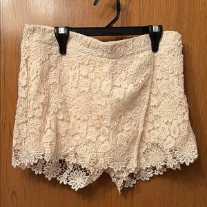 Zara Cream Lace Women Skort NWOT